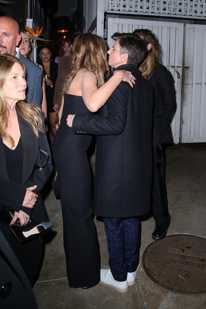 Dženifer Aniston
