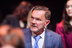 Cezary Pazura skrytykował lekcje religii. Co mu się nie podoba?