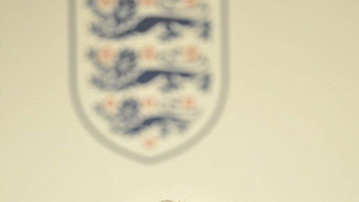Selekcjoner reprezentacji Anglii, Fabio Capello w niedzielę wysłał powołania do 24 piłkarzy, którzy będą mieli szansę zagrać przeciwko w meczach przeciwko Słowacji i Ukrainie.