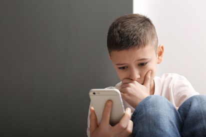 Izrael-Hamász háború: így maradhat tájékozott és védheti meg gyermeke lelki békéjét egyszerre