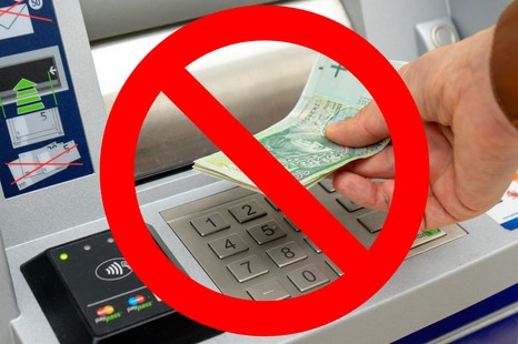 Koniec z wypłatami gotówki w bankomatach. Jakiej kwoty nie będzie już można wypłacić?