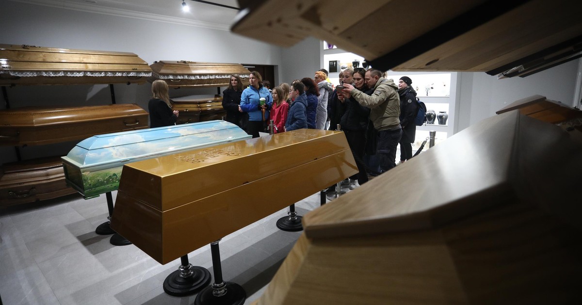 Ceny trumien. "Amerykanki" kosztują ponad 10 tys. zł