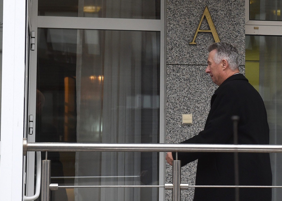 Przewodniczący PKW Stefan Jaworski