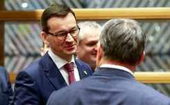 Po opuszczeniu szczytu UE przez Morawieckiego Polskę reprezentował Orban