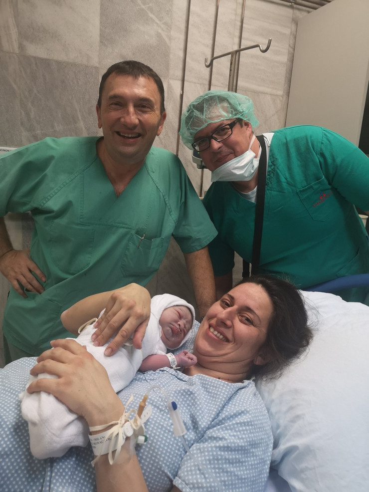 Bogdana Mrkalj Kovačević, muž Marko, Viktor i doktor koji ju je porodio