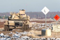 Czołgi Abrams i Leopard. Polacy i Amerykanie wspólnie ćwiczyli na poligonie w Świętoszowie [ZDJĘCIA]