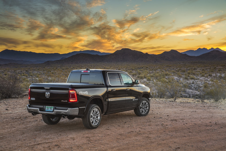 Ram 1500 – prawie 200 km/h potężnym pikapem