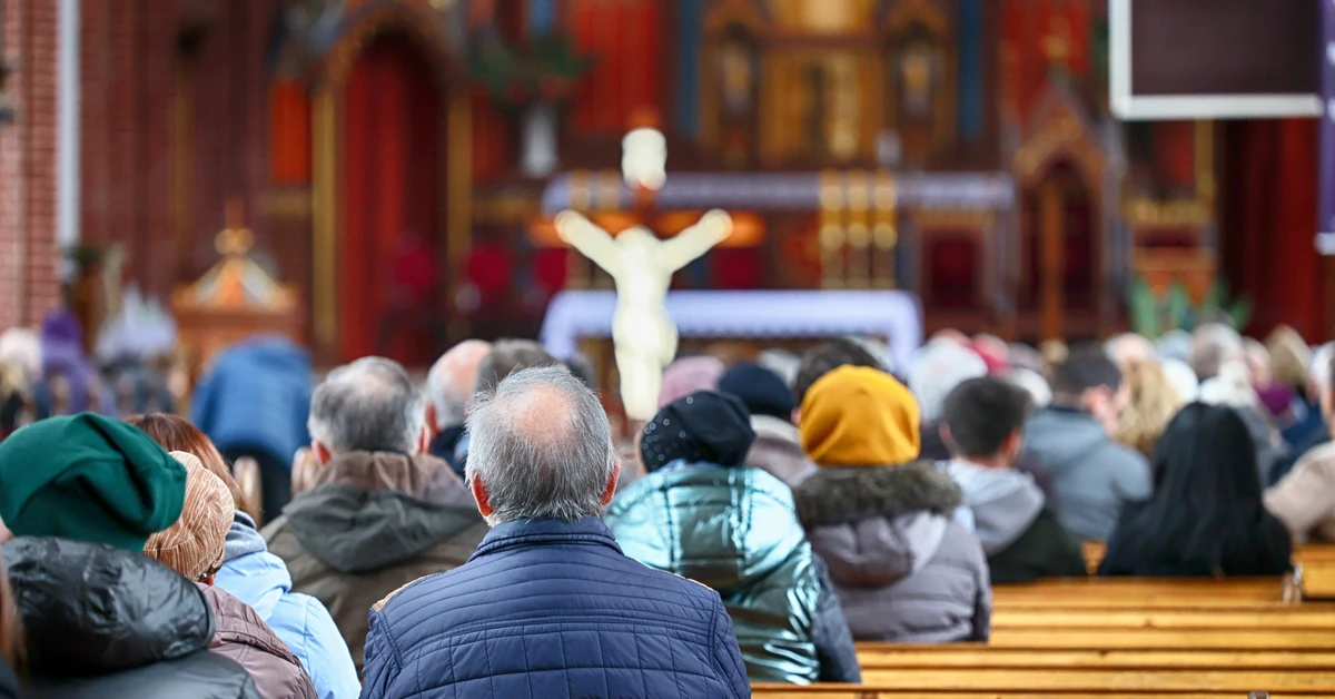 Wielki Piątek 2026 dniem wolnym od pracy? Czy 3 kwietnia jest wolny od pracy dla Polaków? Decyzja rządu kluczowa