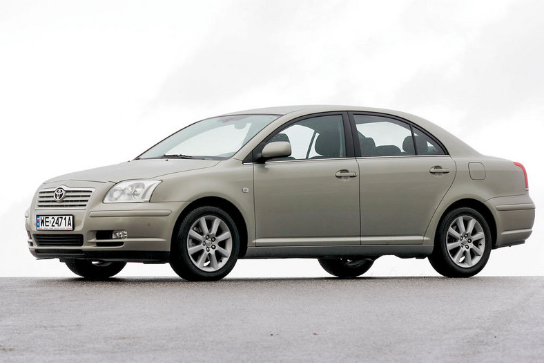 Toyota Avensis (2003-08) - cena od 15 500 zł