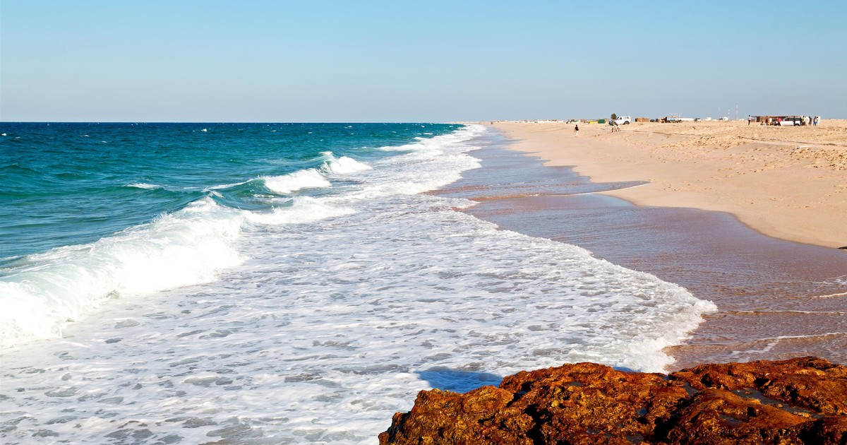Już nie Egipt! Polacy coraz chętniej wybierają ten kraj na wczasy. Zimą jest tam 25 st. C