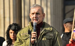 Przed siedzibą MEiN trwa pikieta ZNP. 'Nie uprawiamy żadnej hucpy'