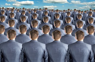 Rewolucja w administracji rządowej: Politycy w służbie cywilnej