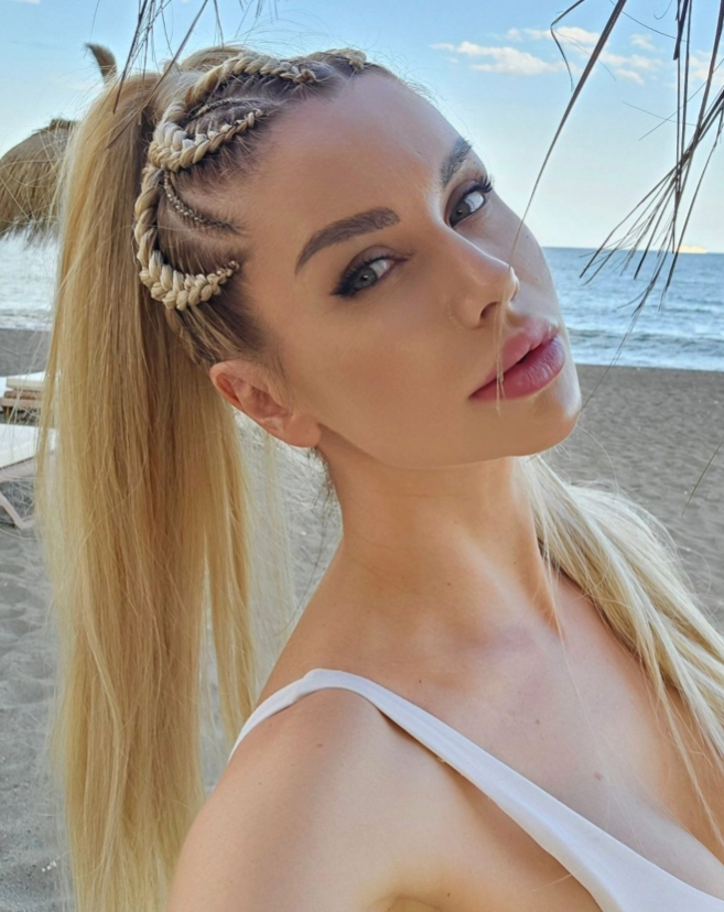 Slovenská playmate Eva Cifrová.