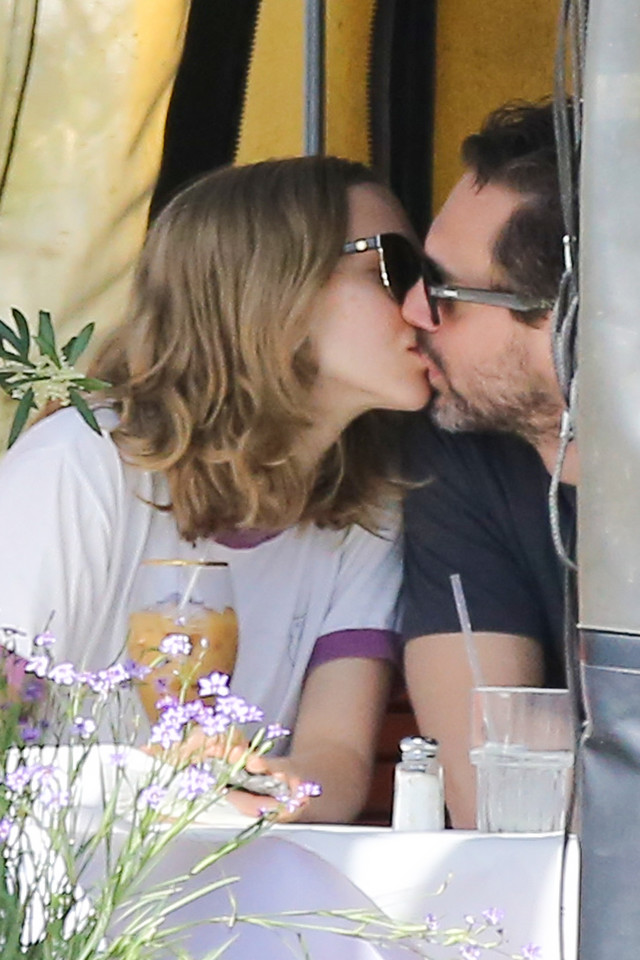 Amanda Seyfried całuje się z nowym chłopakiem