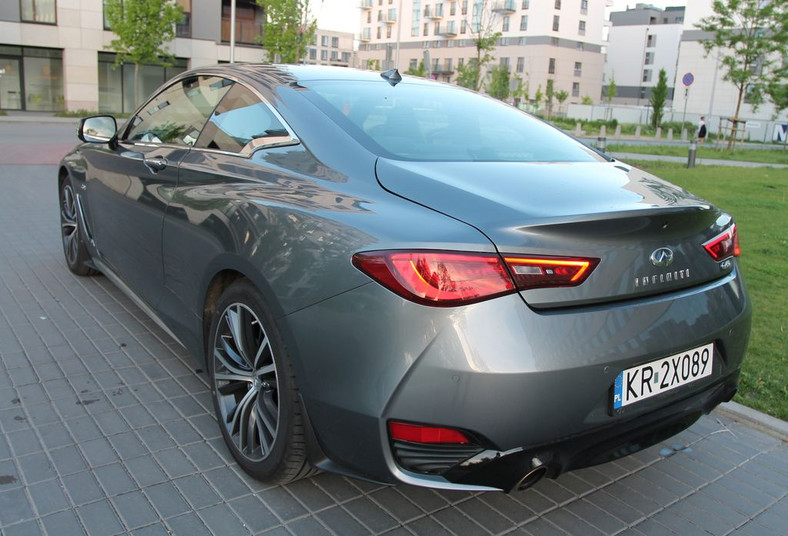 Infiniti Q60 2.0t