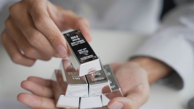 gospodarczy przegląd tygodnia: hossa na złocie i srebrze, dolar w dół,