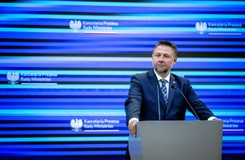 Manewry Zapad tuż przy polskiej granicy. Słowa szefa MSWiA budzą niepokój