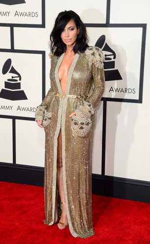 Im dziwniej tym głośniej? Gwiazdy na Grammy: Kim Kardashian