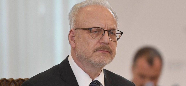 Prezydent Łotwy: Należy anulować wizy tym obywatelom Rosji, którzy popierają wojnę