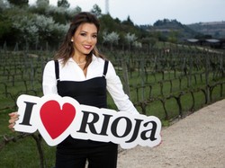 Obrosła w tłuszczyk? Tak naprawdę wygląda 42-letnia Eva Longoria. FOTO