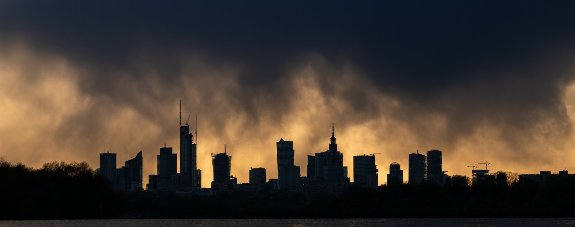 Nad gospodarką zbierają się właśnie czarne chmury.