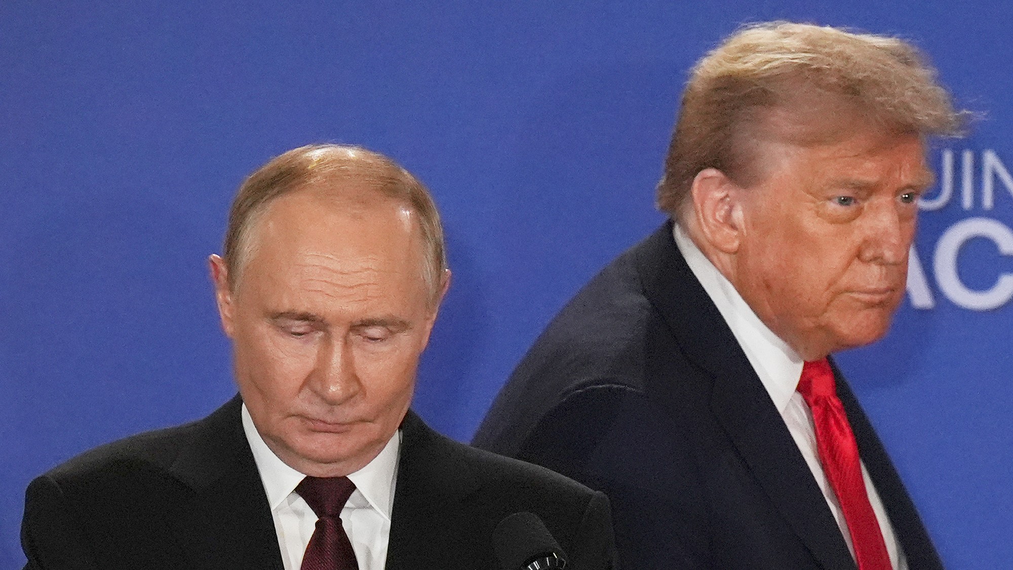 Putin na tlačovej konferencii s Trumpom.