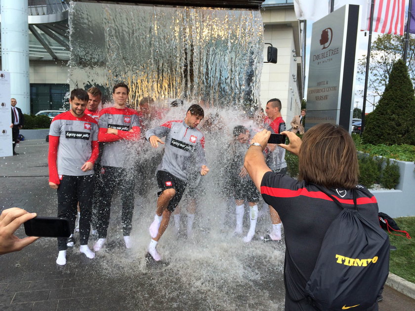 Reprezentanci Polski w piłce nożnej wzięli udział w Ice Bucket Challenge!