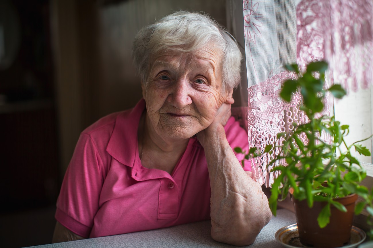 Evo kako udovica može da nasledi penziju od muža: Pravila vrlo jednostavna, može se podizati novac i od vanbračnog partnera