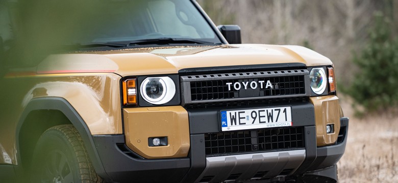 Nowa Toyota znika w ciemno. Silnik 2.8 i napęd 4x4 hitem