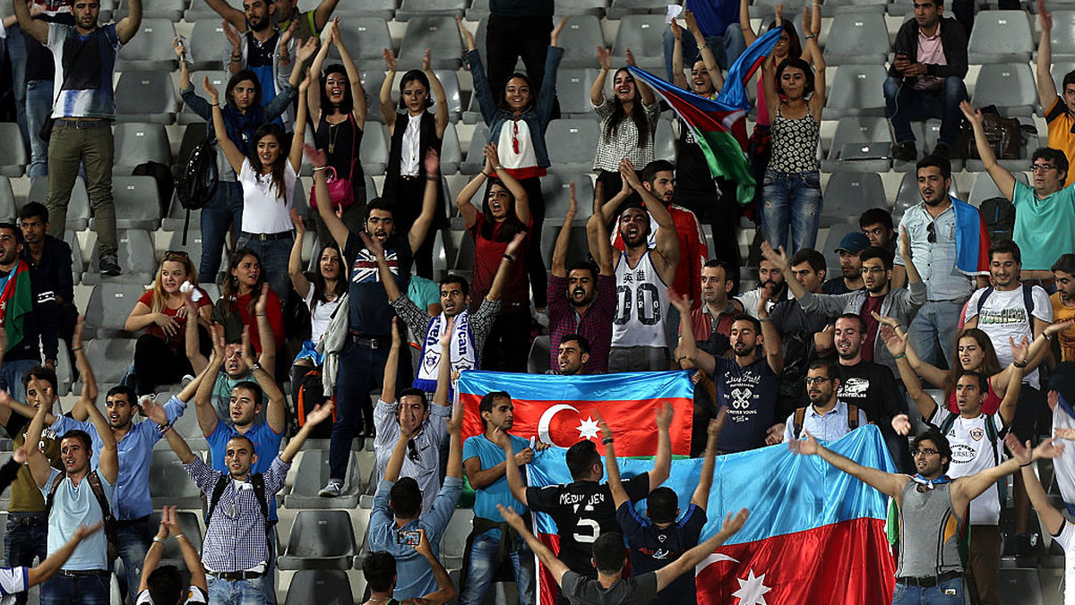 Azerski FK Karabach Agdam pewnie awansował do trzeciej rundy eliminacji Ligi Mistrzów. Drużyna, której barw broni były reprezentant Polski Jakub Rzeźniczak, pewnie pokonała w dwumeczu Samtredię FC z Gruzji 6:0 i teraz czeka na następnego rywala, którym będzie lepszy z pary Sheriff Tyraspol/FK Kukesi.