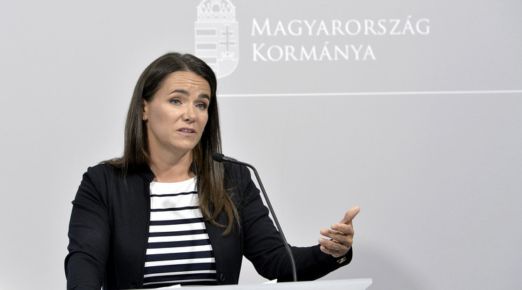 Novák Katalin azt írta bevallásában, hogy egy fillér adót sem fizetett, de a 24.hu cikke után visszakozott / MTI/Soós Lajos
