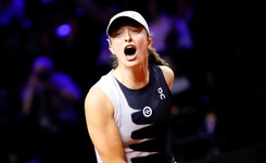 Iga Świątek wciąż numerem jeden na świecie. Magda Linette 19. w rankingu WTA