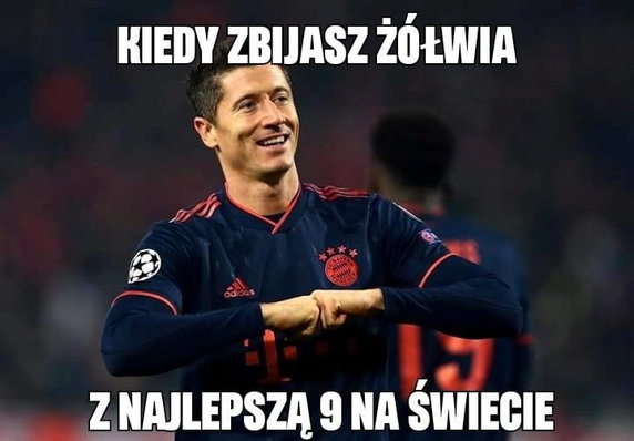KMŚ. Robert Lewandowski strzelił dwa gole i Bayern Monachium awansował do finału. Memy po meczu