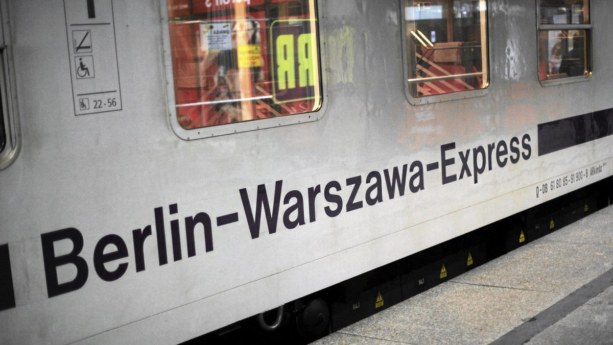 Berliński dziennik "Tagesspiegel" krytykuje stan połączeń kolejowych między Polską a Niemcami i zarzuca niemieckiemu rządowi bezczynność.