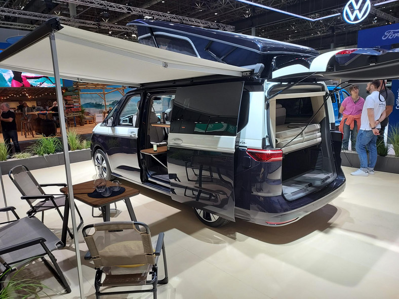 Caravan Salon 2023. Volkswagen California Concept