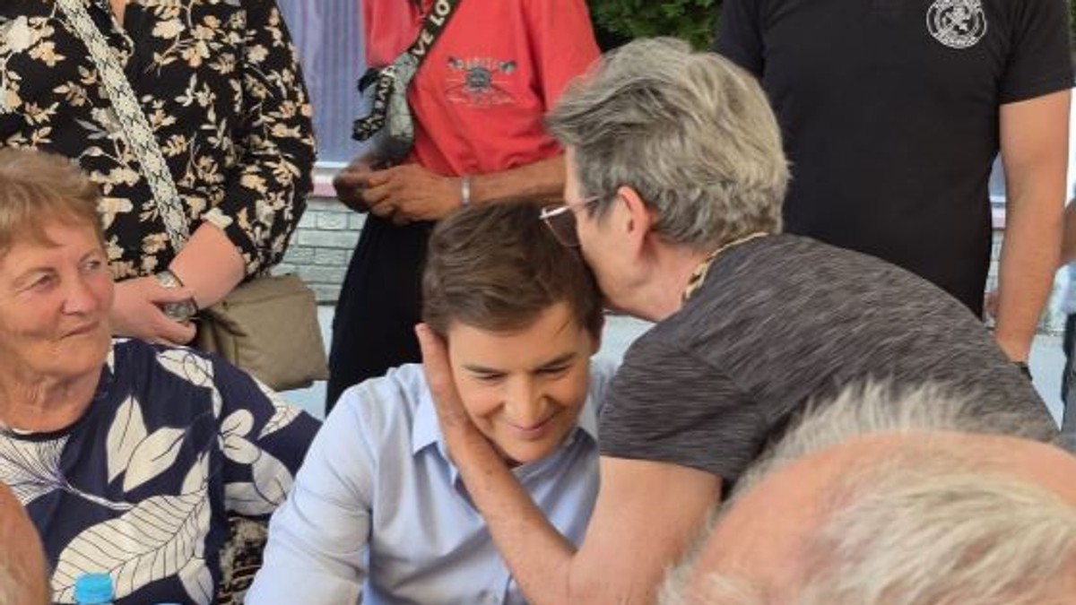 Ana Brnabić na skupu u Prigrevici