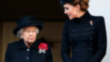 Rodzina królewska upamiętniła ofiary I wojny światowej. Księżna Kate oddała hołd babci