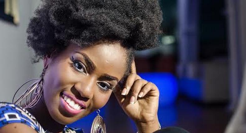 MzVee