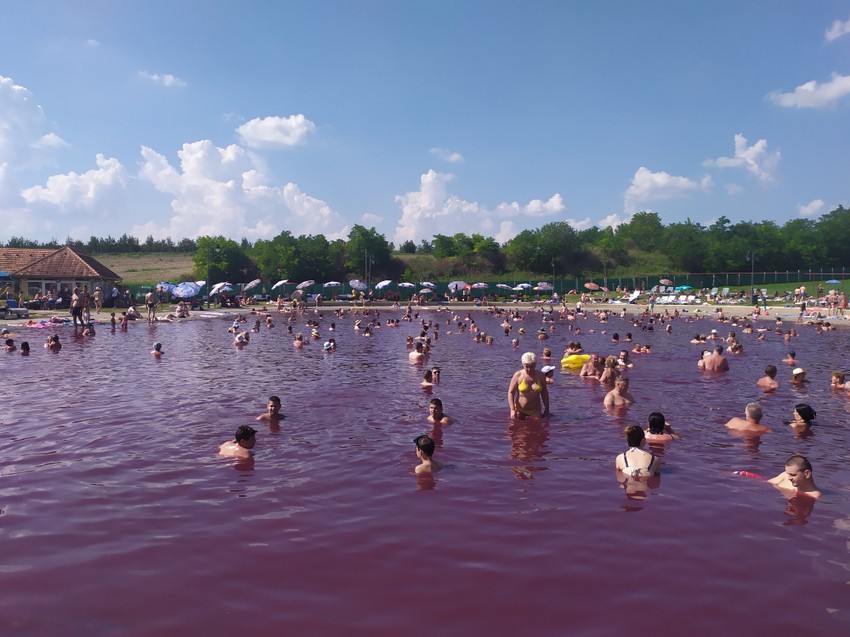 Roze jezero u Pačiru