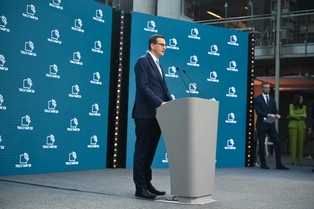 Premier: W 2025 r. zainstalowana moc energii zielonej przekroczy 28 gigawatów