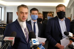 Okrągły stół wyborczy w Senacie. Suski: Wydaje się, że rozmowy zakończyły się sukcesem