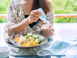 TAK pandemia zmieniła zwyczaje higieniczne Polaków. Trochę tego zostanie z nami na dłużej...