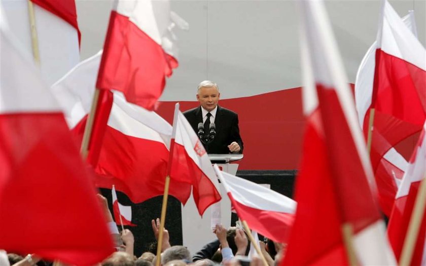 Rekord poparcia dla PiS! Mają już...