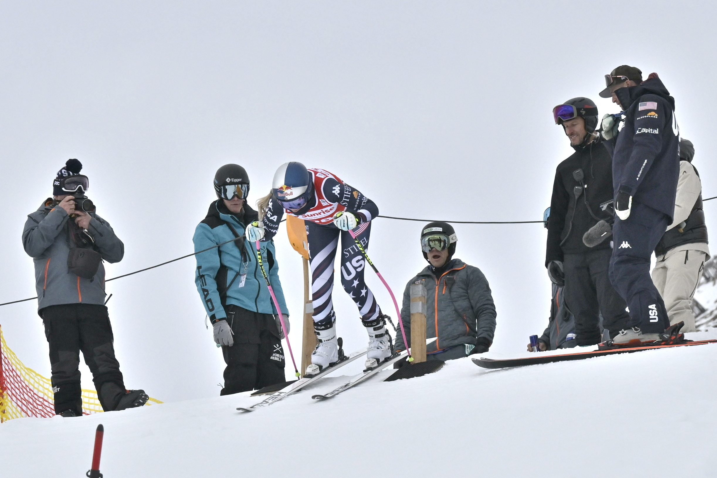 Mit Titan-Knie: Lindsey Vonn triumphiert mit 41 in St. Moritz