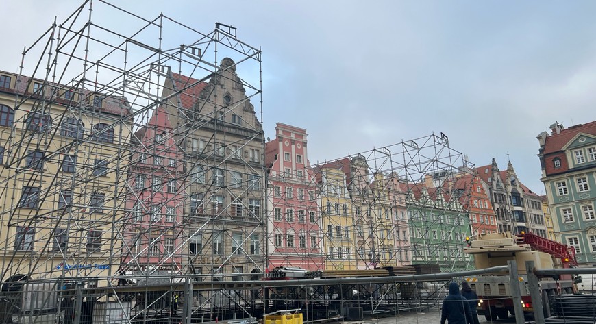 Wielka scena powstaje na pl. Gołębim 11 listopada wystąpią na niej wybitni artyści