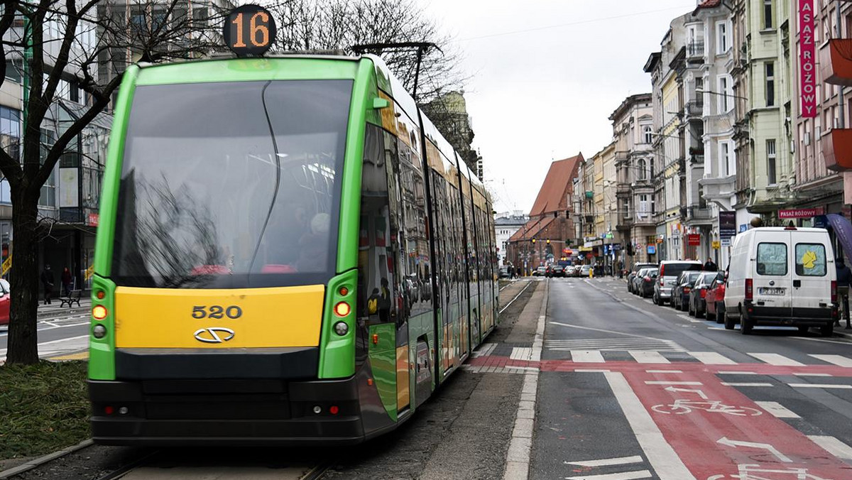 Z końcem 2016 roku Poznań złożył wnioski o dotacje na sześć inwestycji w transport publiczny. Miasto może otrzymać łącznie niemal 328 milionów złotych z unijnej kasy. Pieniądze te zostałyby przeznaczone m.in. na budowę nowej trasy tramwajowej od pętli Wilczak do Naramowic, a także przebudowę kilku starych. Z kolei MPK stara się o unijne dotacje na zakup 60 nowoczesnych tramwajów.