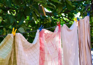 Krpe odlaze u penziju, novi trend za brisanje prašine je genijalan i besplatan