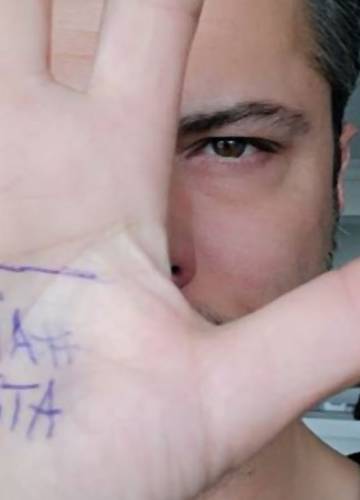 Linia prosta 21 marca dlaczego ludzie rysują na dłoni dla ludzi z Zespołem  Downa - Noizz
