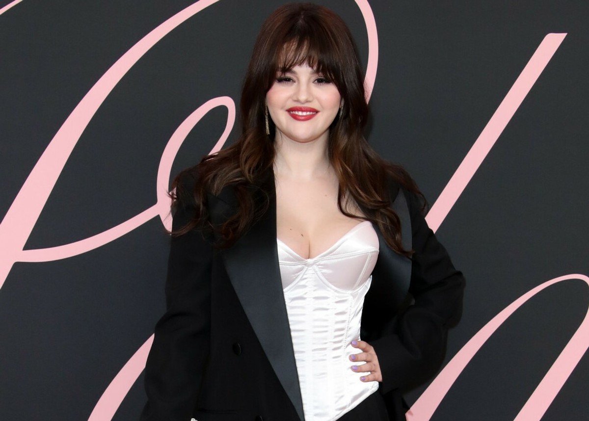Selna Gomez w nowej fryzurze na premierze filmu