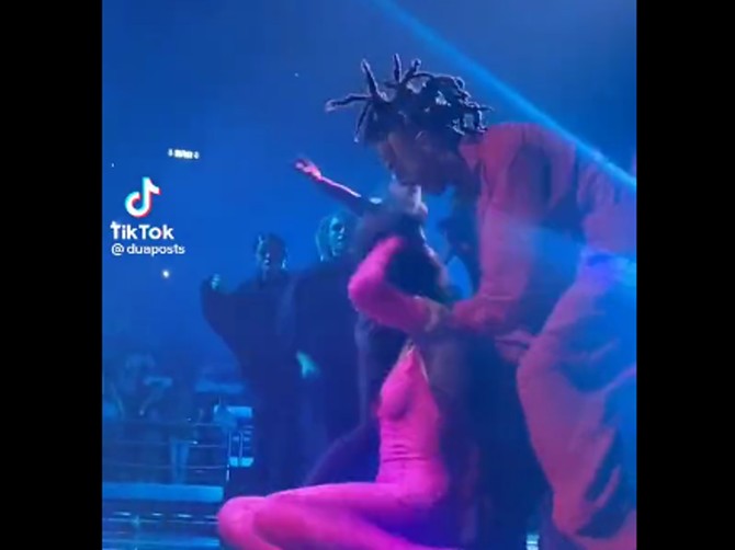 Dua Lipa pala na nastupu